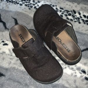 REPORT Freesia Birkenstock-Like Clogs / Mules — 7